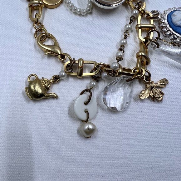 Gold Toned 7” Large Charm Bracelet - Picture 3 of 5